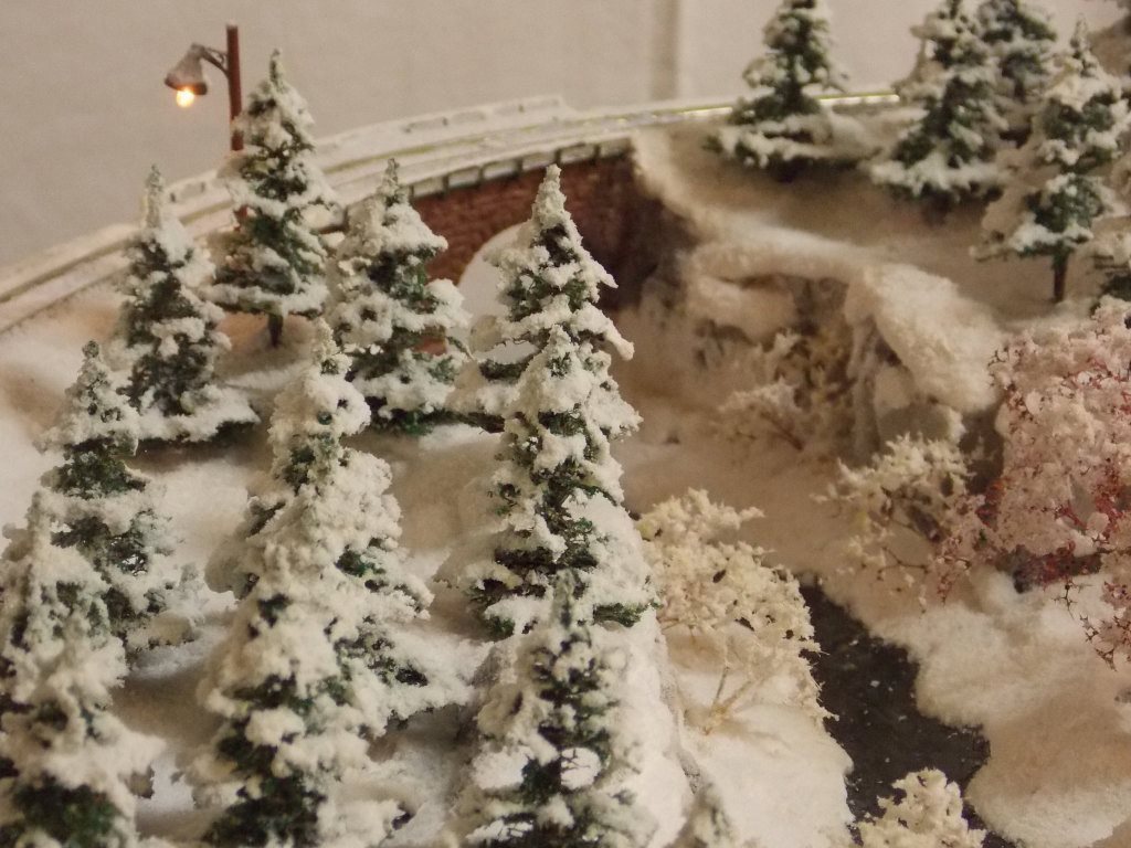 n scale winter figures